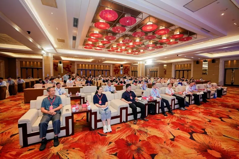 L'Associació de la indústria de l'estructura d'acer de Shandong fa quatre conferències i exposició de noves tecnologies