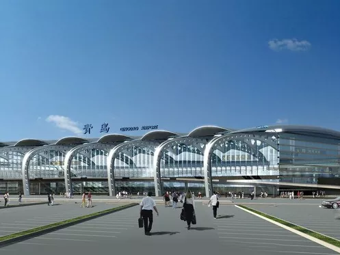 Terminal de l'aeroport amb estructura d'acer
