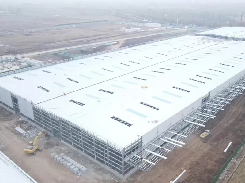 Edifici Centre de Distribució d'Estructures d'Acer