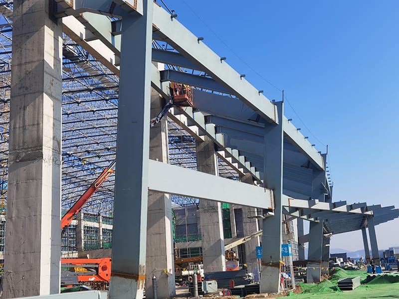 Edifici de l'estació de ferrocarril d'estructura d'acer