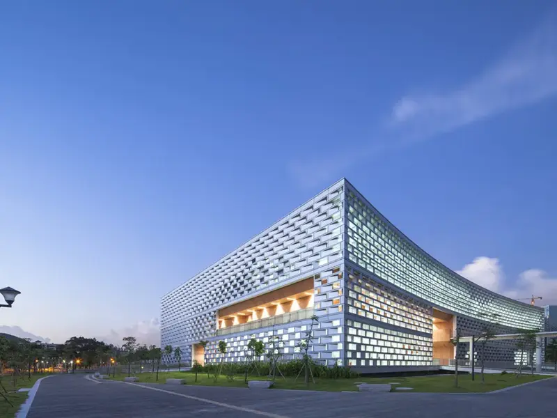 Biblioteca Escolar d'Estructura d'Acer